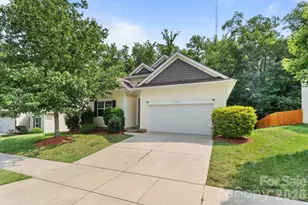 3813 Quiet Creek Cir, Charlotte, NC 28213 - Photo 1