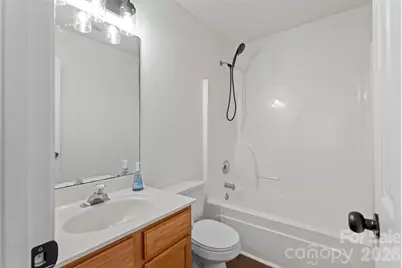8019 Shiny Meadow Lane, Charlotte, NC 28215 - Photo 9
