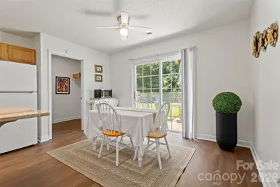 8019 Shiny Meadow Lane, Charlotte, NC 28215 - Photo 19