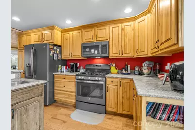 1086 Carters Ridge Road, Spruce Pine, NC 28777 - Photo 23