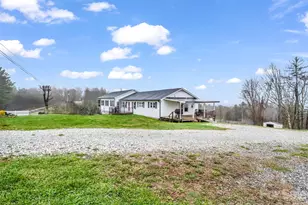 1086 Carters Ridge Rd, Spruce Pine, NC 28777 - Photo 43