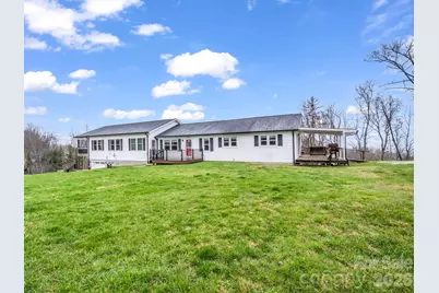 1086 Carters Ridge Road, Spruce Pine, NC 28777 - Photo 3