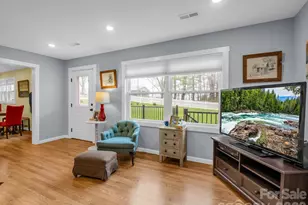 1086 Carters Ridge Rd, Spruce Pine, NC 28777 - Photo 5