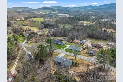 1086 Carters Ridge Road, Spruce Pine, NC 28777 - Photo 47