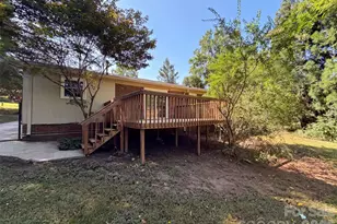4305 Dawnwood Dr, Gastonia, NC 28056 - Photo 5