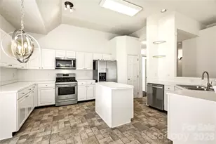 2604 Lamp Post Ln, Kannapolis, NC 28081 - Photo 11