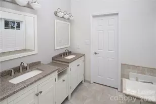 8230 Glamorgan Ln, Matthews, NC 28104 - Photo 13