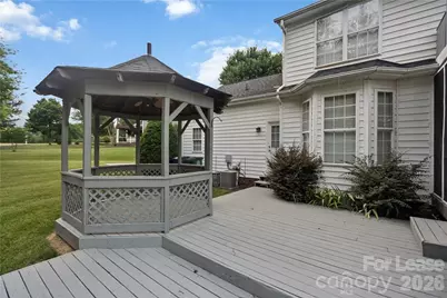 8230 Glamorgan Lane, Matthews, NC 28104 - Photo 19
