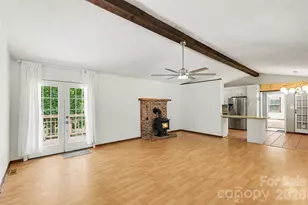 3608 Cowboy Ln, Charlotte, NC 28216 - Photo 5