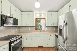 3608 Cowboy Ln, Charlotte, NC 28216 - Photo 9
