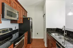 300 W 5th St, Charlotte, NC 28202 - Photo 7