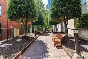 300 W 5th St, Charlotte, NC 28202 - Photo 17
