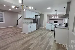 7200 Shadowlake Dr, Charlotte, NC 28226 - Photo 3