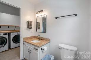 12328 Sandringham Pl, Charlotte, NC 28262 - Photo 23