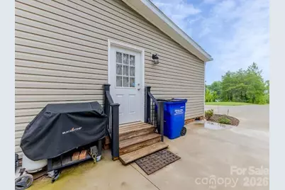 2689 Kite Drive, Lenoir, NC 28645 - Photo 7