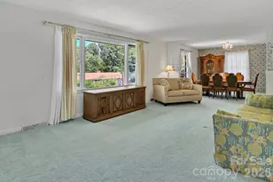 28 Glenview Rd, Asheville, NC 28804 - Photo 5