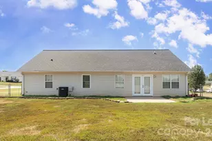 1575 Windy Holly Ln, Newton, NC 28658 - Photo 17