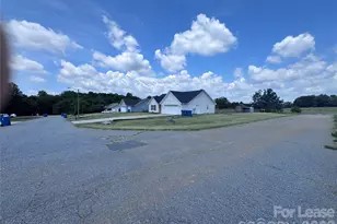 1575 Windy Holly Ln, Newton, NC 28658 - Photo 21
