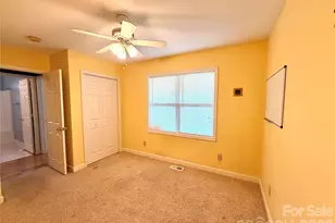 3402 Danial St, Conover, NC 28613 - Photo 33