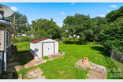 421 Finley Avenue NW, Lenoir, NC 28645 - Photo 19