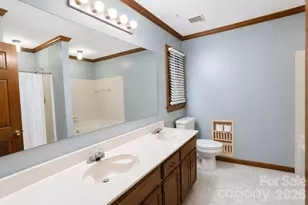 11513 Waterflower Ln, Charlotte, NC 28262 - Photo 21
