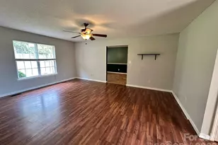 2042 Rocketts Way, Newton, NC 28658 - Photo 9