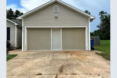 2042 Rocketts Way, Newton, NC 28658 - Photo 15