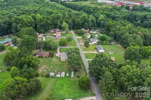 315 Windwood Dr, Bessemer City, NC 28016 - Photo 19