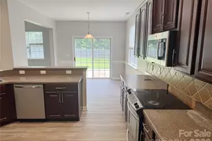 13514 Delstone Dr, Huntersville, NC 28078 - Photo 5