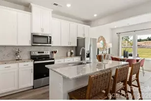 2630 Celestial Dr, Newton, NC 28658 - Photo 3