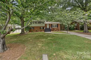 2308 Knickerbocker Dr, Charlotte, NC 28212 - Photo 37