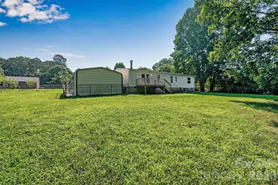 5135 36th Street Drive NE, Hickory, NC 28601 - Photo 5
