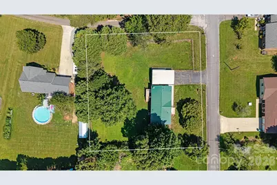 5135 36th Street Drive NE, Hickory, NC 28601 - Photo 7
