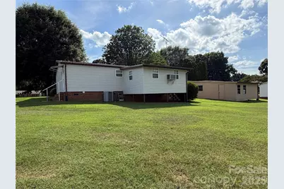 5720 Skyway Drive, Conover, NC 28613 - Photo 25
