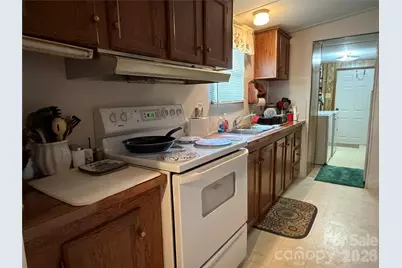5720 Skyway Drive, Conover, NC 28613 - Photo 7