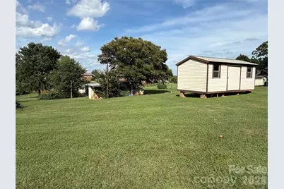 5720 Skyway Drive, Conover, NC 28613 - Photo 23