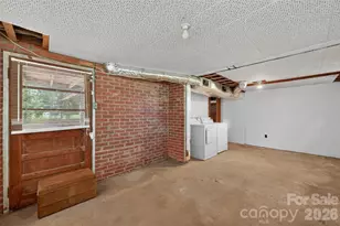311 33rd St Dr SE, Hickory, NC 28602 - Photo 29