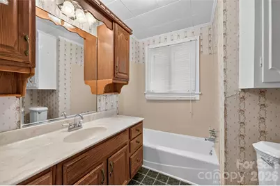311 33rd Street Drive SE, Hickory, NC 28602 - Photo 23