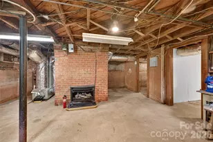 311 33rd St Dr SE, Hickory, NC 28602 - Photo 35