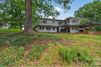 311 33rd Street Drive SE, Hickory, NC 28602 - Photo 1