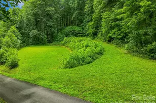 961 Wilson Branch Rd, Mars Hill, NC 28754 - Photo 11