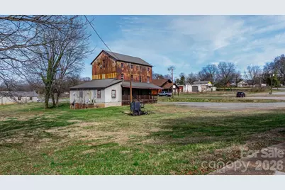 53 2nd Avenue N, Taylorsville, NC 28681 - Photo 3
