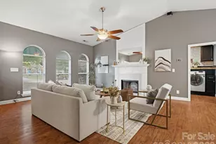 127 W Bank Dr, Charlotte, NC 28214 - Photo 5