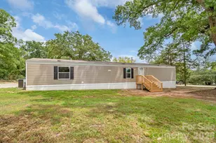7627 Kershaw Camden Hwy, Kershaw, SC 29067 - Photo 3