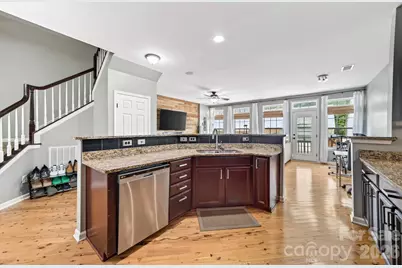 8261 Bridgegate Drive, Huntersville, NC 28078 - Photo 11