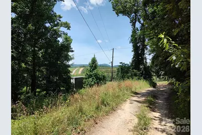 440 Hidden View Road, Hendersonville, NC 28792 - Photo 5