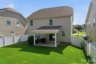 3830 Lake Breeze Dr, Sherrills Ford, NC 28673 - Photo 5