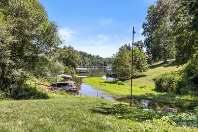 5225 Wolfe Road, Hickory, NC 28601 - Photo 13