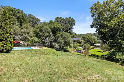 5225 Wolfe Road, Hickory, NC 28601 - Photo 11