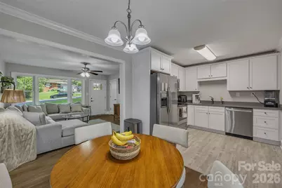 2213 Lanier Avenue, Charlotte, NC 28205 - Photo 9